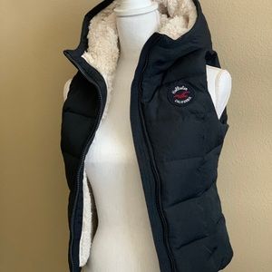 Hollister Sherpa lined vest w/ hood